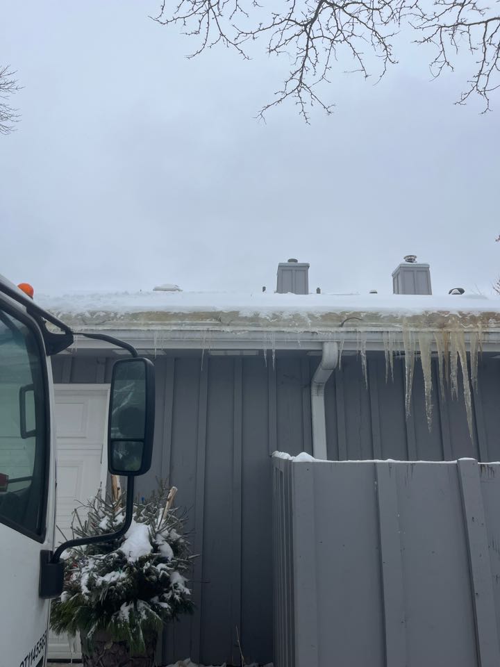 Installed new cap on chimney 