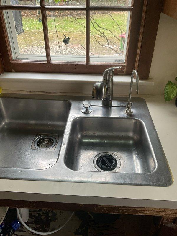 Successfully replaced a 1/2" ball valve in the plumbing system and installed a customer-supplied kitchen faucet. Work included disconnecting the old fixtures, ensuring proper water flow and checking for leaks after installation.