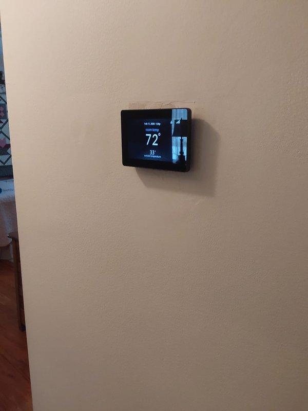 Successfully installed new Bryant furnace and digital programmable thermostat as part of a dual fuel hybrid system. Reconnected to existing 2" PVC venting and preserved the customer's current air cleaner, humidifier, and Carrier heat pump. System is functioning properly with temperature reading 72°F and humidity at 33%.