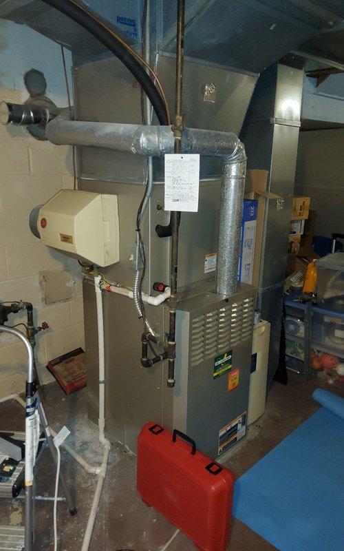 Performed routine maintenance on HPP 1 Furnace 12-4, including inspection of the blower motor assembly and electrical connections. System was found to be in normal working condition with no visible damage or unusual conditions; all components properly mounted and wiring intact.