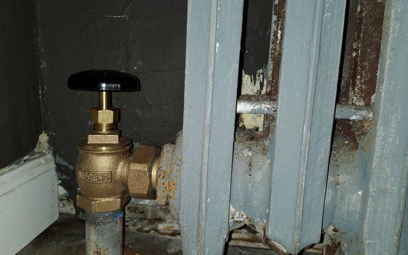 Replaced three steam valves servicing the kitchen and bathroom radiators, and installed a new steam vent on the living room radiator. All components were tested and verified for proper operation. System is functioning correctly with no leaks detected.