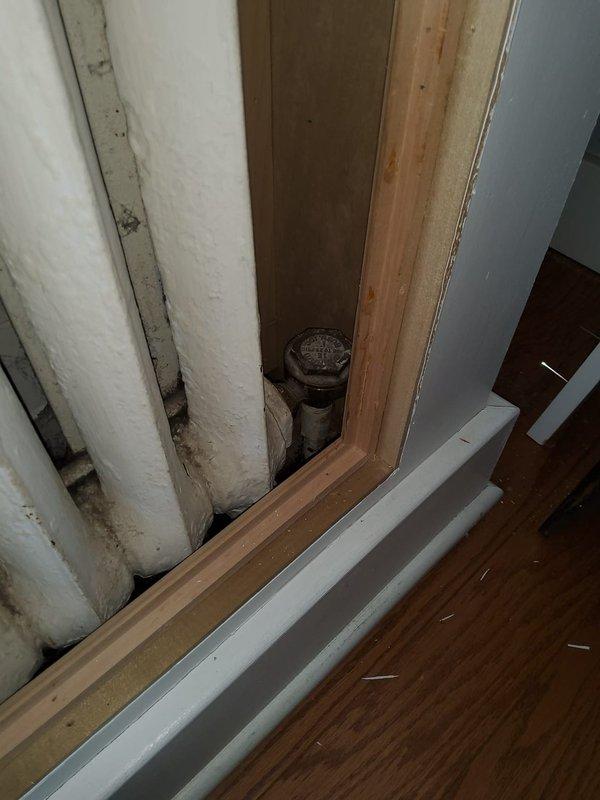 Responded to service call for non-functioning kitchen radiator that had been previously serviced without resolution. Conducted thorough assessment of radiator system and associated plumbing components. Inspected radiator enclosure, supply and return lines, and control valves. Identified issues with radiator circulation and provided detailed estimate for necessary repairs to restore proper heating function to the affected zone.