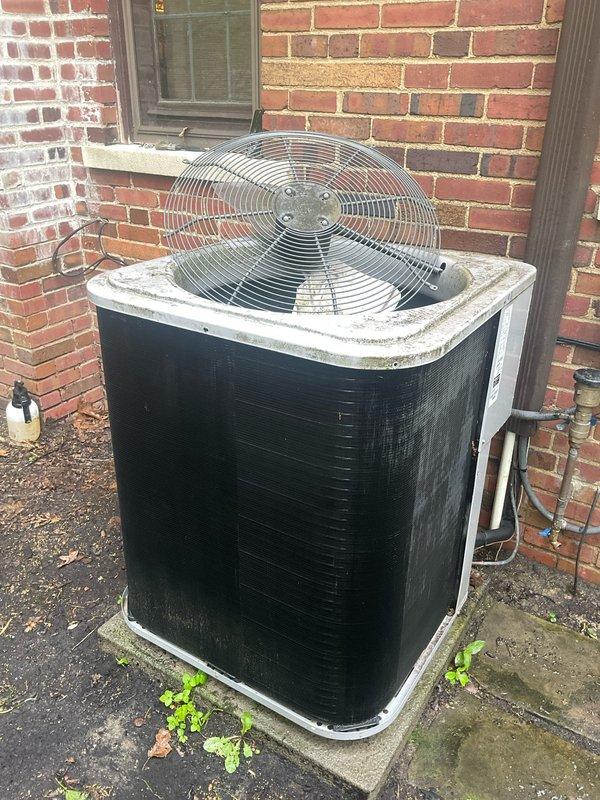 Installed hard start kit on outdoor condensing unit to improve compressor performance and reduce startup strain on electrical components. Performed thorough condenser coil cleaning to restore proper heat transfer efficiency and airflow through the unit, removing accumulated dirt, debris, and biological growth from exterior surfaces and coil fins.