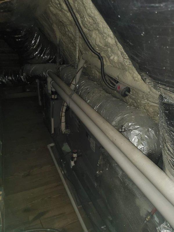 Performed nitrogen leak search on residential air conditioning system and confirmed presence of refrigerant leak in system. Diagnostic testing identified leak location requiring repair to restore proper system operation and refrigerant charge.
