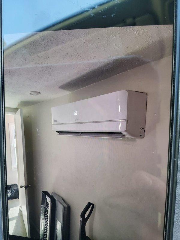 Responded to service call for two mini-split indoor units with inconsistent heating and cooling performance. Inspected wall-mounted heads in multiple rooms and confirmed inadequate temperature output from both units. Documented current system conditions with photographs showing unit installations and display readings, advised customer on necessary follow-up repairs to restore proper climate control function, and provided information regarding available insurance campaign coverage for required work.