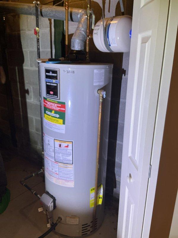 Performed routine maintenance flush on residential tanked water heater to remove sediment buildup and ensure optimal performance. Unit inspected and confirmed to be in proper working condition with all connections, piping, and safety components functioning as designed.