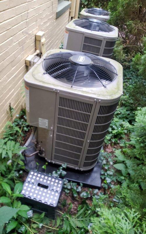 Completed preventive maintenance tune-ups on three split system air conditioning units. Performed comprehensive inspections of outdoor condensing units and attic-mounted air handler, including filter checks, electrical connections, refrigerant levels, and ductwork examination. All systems operational with proper airflow through insulated flex duct distribution network.