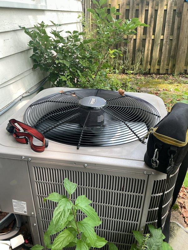 Completed routine annual maintenance on residential 2-year-old air conditioning system. Performed comprehensive inspection of outdoor condenser unit, including examination of coil fins, electrical connections, and refrigerant levels. Unit found to be in good operating condition with all components functioning within manufacturer specifications.