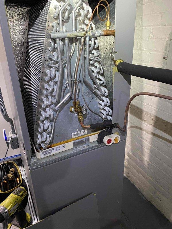 Completed routine maintenance tune-up on 3-year-old residential air conditioning system. Performed comprehensive inspection of indoor air handler unit including evaporator coil assessment, refrigerant line connections, and electrical components. All components found to be operating within normal parameters with no deficiencies noted.