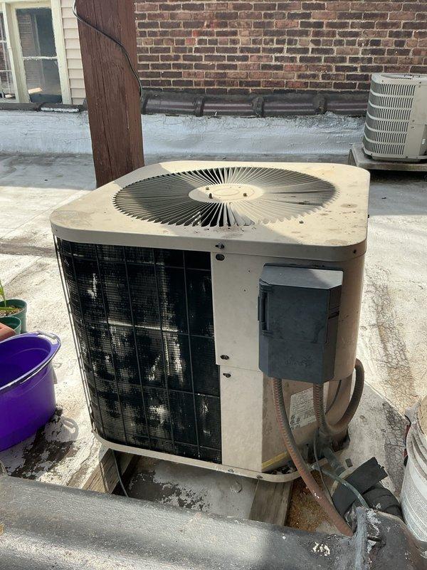 Responded to service call for AC unit not cooling and displaying error message. Upon arrival, found electrical disconnect switch in OFF position at outdoor condenser unit. Restored power to system by switching disconnect to ON position, which cleared the service error message and restored normal cooling operation to the residence.