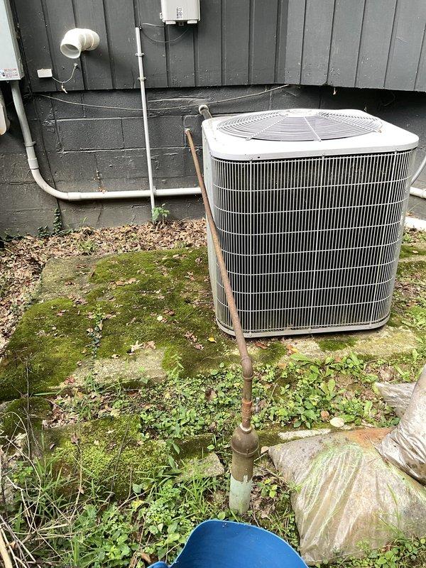 Responded to a hot water heater failure call for a repeat heating services client. Upon arrival, conducted diagnostic assessment of the tanked water heater system to identify the cause of failure. Performed necessary repairs to restore hot water functionality to the residence. Documented the installation and surrounding equipment conditions with photographs for service records. System was tested and confirmed operational before departure.