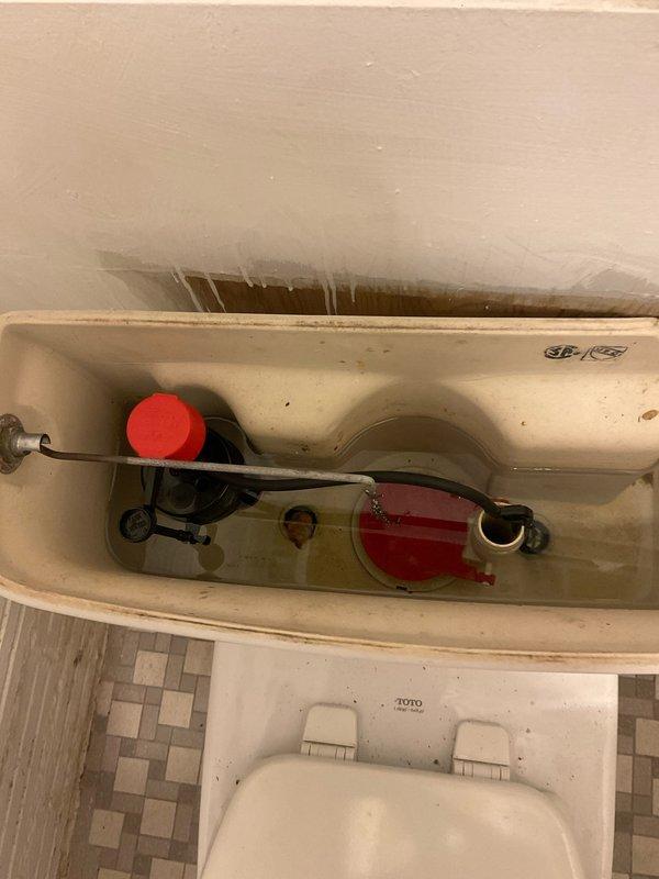 Responded to customer concern regarding a leaking master bathroom toilet and clarification about toilet installation. Upon arrival, performed thorough inspection of the toilet tank components and flushing mechanism. Examined the fill valve assembly, flapper valve, chain connection, and overflow tube for proper operation and signs of leakage. Verified all internal tank components were functioning correctly with no active leaks detected at time of inspection. Documented existing toilet installation and confirmed unit was properly installed and operational, addressing customer's question about missing toilet installation.