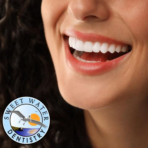 Just assisted Dr. Greer with a comprehensive new patient exam today here in Fairhope, AL. We completed X-rays, a full gum evaluation, and reviewed their smile goals. 