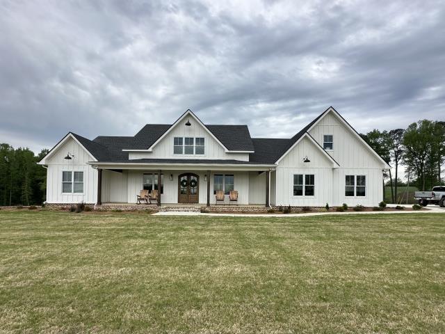Cusotm Blinds project comepleted for a home in Graham, AL.
