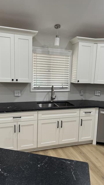 2 1/2” Custom Cordless Fauxwood Blinds project completed in Monticello, GA. 
