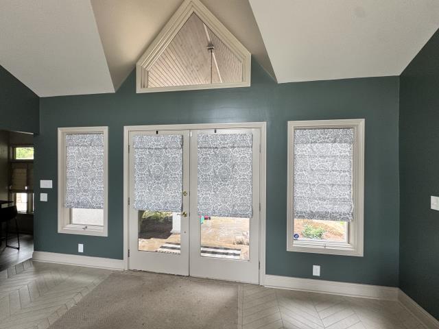 Custom Roman Shades & Custom Roller Shades installation completed in Knoxville, TN✨

 We had the opportunity to work closely with this homeowner from start to finish—walking through their space, getting a feel for their style, and helping them choose the perfect look for their windows. Every window was carefully measured to ensure a flawless fit, and once everything was approved, we handled the entire process from ordering to installation. Seeing it all come together is always the best part. These cordless plantation shutters not only give the home a clean, updated look, but also add everyday convenience with their safe and easy operation. 

At The Blinds Boss, we take pride in making the entire experience smooth, personal, and stress-free—because it’s more than just window treatments, it’s about transforming your space. 

Proud to serve Knoxville, TN🤍 

www.TheBlindsBoss.com