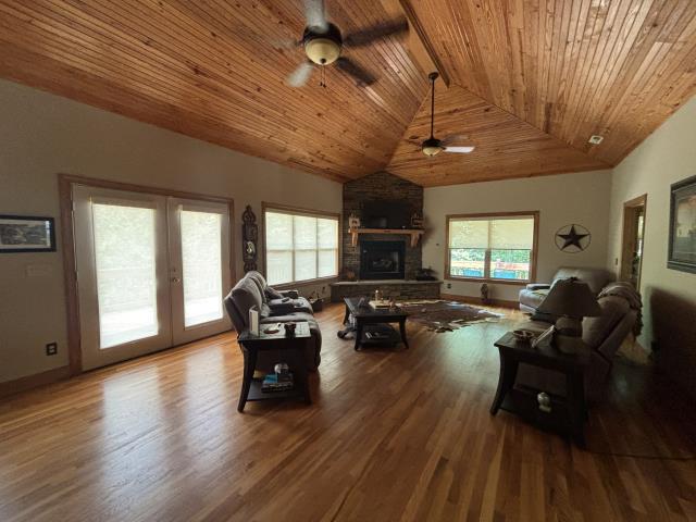 Custom Roller Shades  installation completed in Delta, AL ✨ 

We had the opportunity to work closely with this homeowner from start to finish—walking through their space, getting a feel for their style, and helping them choose the perfect look for their windows. Every window was carefully measured to ensure a flawless fit, and once everything was approved, we handled the entire process from ordering to installation. Seeing it all come together is always the best part. These cordless plantation shutters not only give the home a clean, updated look, but also add everyday convenience with their safe and easy operation. 
At The Blinds Boss, we take pride in making the entire experience smooth, personal, and stress-free—because it’s more than just window treatments, it’s about transforming your space. 
Proud to serve Delta, AL 🤍 

www.TheBlindsBoss.com