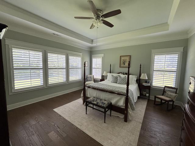 Custom Plantation Shutters installation completed in Newnan, GA ✨ We had the opportunity to work closely with this homeowner from start to finish—walking through their space, getting a feel for their style, and helping them choose the perfect look for their windows. Every window was carefully measured to ensure a flawless fit, and once everything was approved, we handled the entire process from ordering to installation. Seeing it all come together is always the best part. These cordless plantation shutters not only give the home a clean, updated look, but also add everyday convenience with their safe and easy operation. At The Blinds Boss, we take pride in making the entire experience smooth, personal, and stress-free—because it’s more than just window treatments, it’s about transforming your space. Proud to serve Newnan, GA 🤍 www.TheBlindsBoss.com

