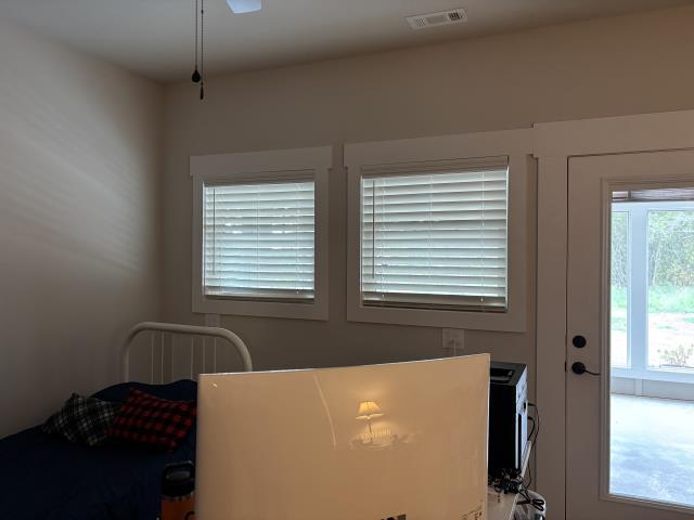 Custom Fauxwood Blinds installation completed in Carrollton, GA ✨ We had the opportunity to work closely with this homeowner from start to finish—walking through their space, getting a feel for their style, and helping them choose the perfect look for their windows. Every window was carefully measured to ensure a flawless fit, and once everything was approved, we handled the entire process from ordering to installation. Seeing it all come together is always the best part. These cordless plantation shutters not only give the home a clean, updated look, but also add everyday convenience with their safe and easy operation. At The Blinds Boss, we take pride in making the entire experience smooth, personal, and stress-free—because it’s more than just window treatments, it’s about transforming your space. Proud to serve Carrollton, GA 🤍 www.TheBlindsBoss.com
