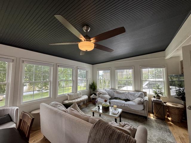 Custom Roller Shades installation completed in Carrollton, GA ✨ We had the opportunity to work closely with this homeowner from start to finish—walking through their space, getting a feel for their style, and helping them choose the perfect look for their windows. Every window was carefully measured to ensure a flawless fit, and once everything was approved, we handled the entire process from ordering to installation. Seeing it all come together is always the best part. These cordless plantation shutters not only give the home a clean, updated look, but also add everyday convenience with their safe and easy operation. At The Blinds Boss, we take pride in making the entire experience smooth, personal, and stress-free—because it’s more than just window treatments, it’s about transforming your space. Proud to serve Carrollton, GA 🤍 www.TheBlindsBoss.com