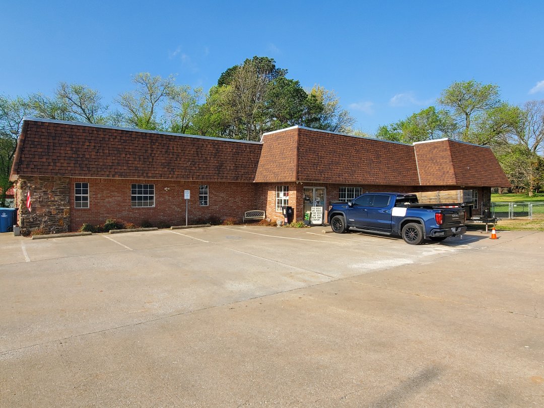 Pea Ridge, AR - Full roof replacement completed at the Pea Ridge Public Library. This is a GAF .60ml Commercial grade TPO roof system. This system has great seam strength, long-term resistance to weathering, and energy saving properties. Call Quality Assurance Roofing today. Pea Ridge, AR - Full roof replacement completed at the Pea Ridge Public Library. This is a GAF .60ml Commercial grade TPO roof system. This system has great seam strength, long-term resistance to weathering, and energy saving properties. Call Quality Assurance Roofing today.