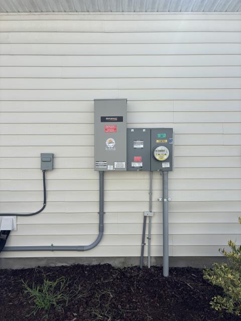22kw Generac generator installed with 200 amp automatic transfer switch 