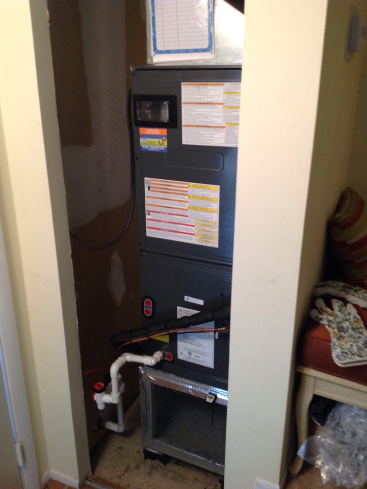 Exton, PA - Installing an Amana Heat Pump System in Exton. Testing the Heat Kit and the Air Conditioning to make sure the system is running at peak efficiency. One safety feature included with this install is an EZ-Trap which is wired into the unit and will shut the system down if the Condensation Drain Pipe ever becomes clogged. Exton, PA - Installing an Amana Heat Pump System in Exton. Testing the Heat Kit and the Air Conditioning to make sure the system is running at peak efficiency. One safety feature included with this install is an EZ-Trap which is wired into the unit and will shut the system down if the Condensation Drain Pipe ever becomes clogged.