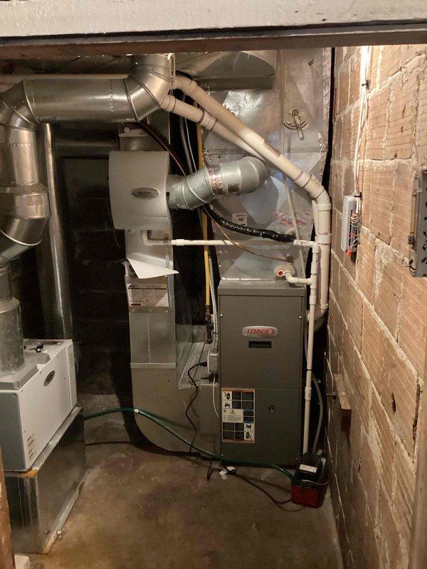 Responded to callback for no heat issue with newly installed Lennox heat pump system. Diagnosed failed circuit board as the root cause of heating failure. Due to the age and condition of the unit, recommended complete system replacement to customer.
