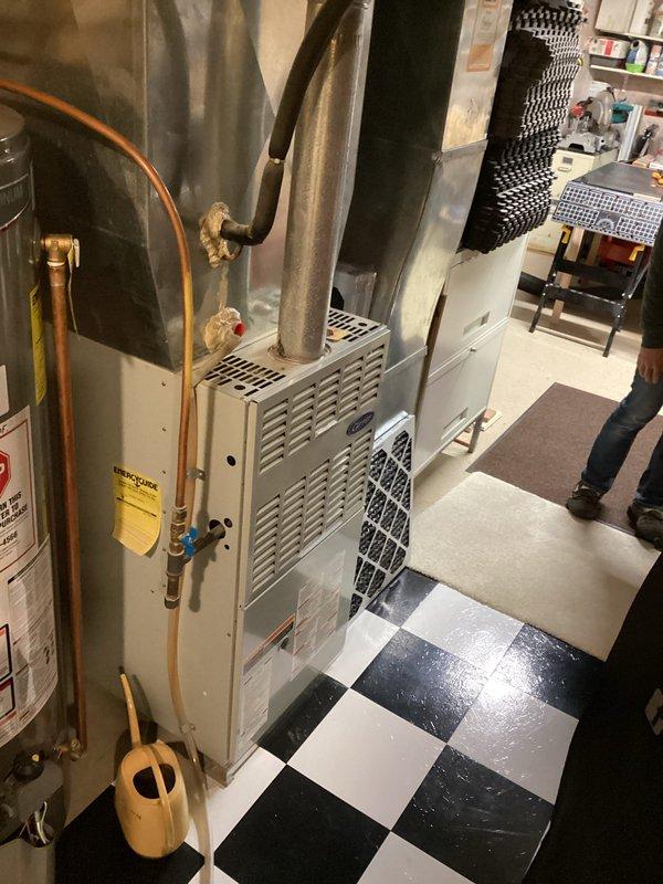 Performed comprehensive furnace preventative maintenance. Completed combustion efficiency analysis with readings showing CO2 at 7.4% and excess air at 61.5%. Verified system operation parameters were within manufacturer specifications.