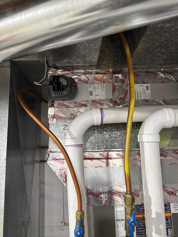 Arrived at customer location for warranty service call. Diagnosed HVAC zoning issues and replaced faulty zone damper and mitigation board under installation warranty. System is now functioning properly with new Honeywell control components installed.