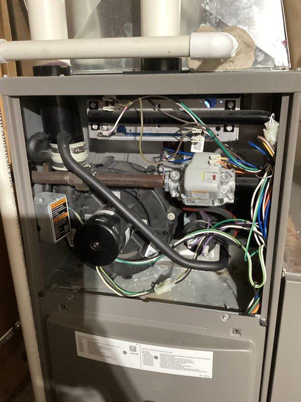 Arrived as scheduled to complete warranty service. Successfully installed collector box on HVAC unit that had previously been rescheduled. After installation, performed system testing to verify proper operation and functionality.