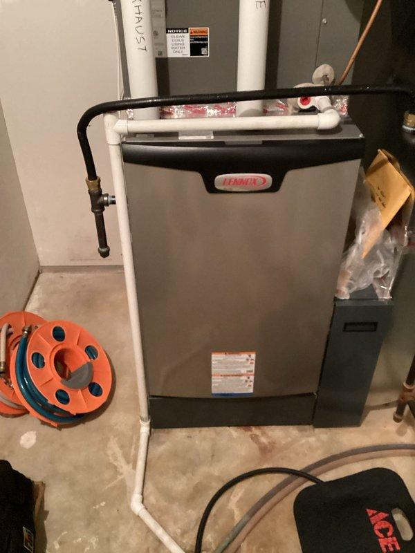 Performed scheduled agreement maintenance on Lennox furnace system. Conducted comprehensive tune-up with combustion analysis showing CO levels at 32ppm, CO2 at 8.5%, and excess air at 39.7%. All operational parameters verified and unit left in proper working condition.