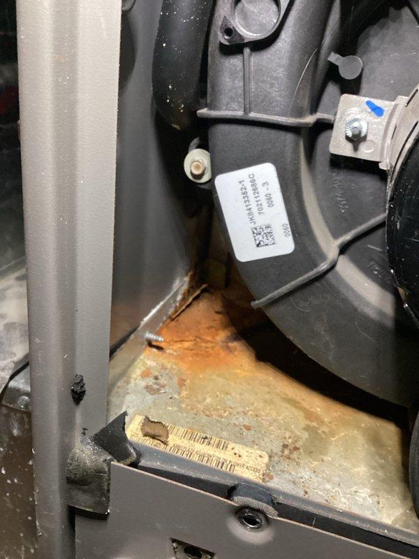 Responded to no heat complaint in commercial unit. Diagnostic testing revealed failed pressure switch. Removed defective component and installed new OEM pressure switch, restoring proper system operation and heat function.