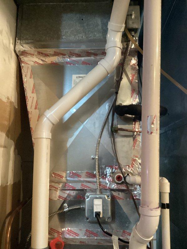 Performed scheduled preventive maintenance agreement service on HVAC system. Completed comprehensive tune-up with no issues identified. System components, including drainage and ventilation piping, were inspected and verified to be functioning properly.