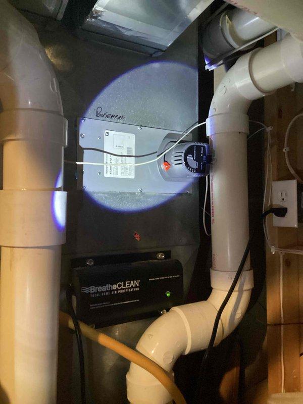 Arrived and installed zone damper as per sold estimate. Replaced existing damper on the BreatheCLEAN air purification system located in the basement area. System was tested after installation to verify proper operation of the new damper component.