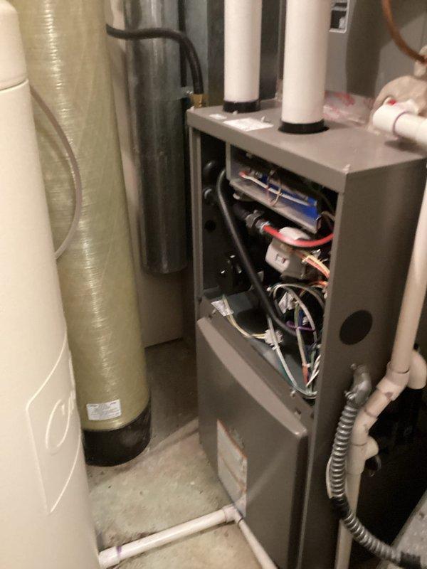 Performed scheduled preventive maintenance agreement service on residential HVAC system. Conducted complete system tune-up with inspection of furnace electrical components, ductwork, and drainage system. All system functions verified to be operating within normal parameters.