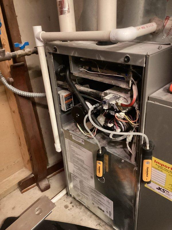 Performed scheduled preventive maintenance agreement service on HVAC system. Removed front panel to access internal components for inspection and completed standard tune-up procedures. Verified proper operation of furnace and associated ventilation system with no issues identified.