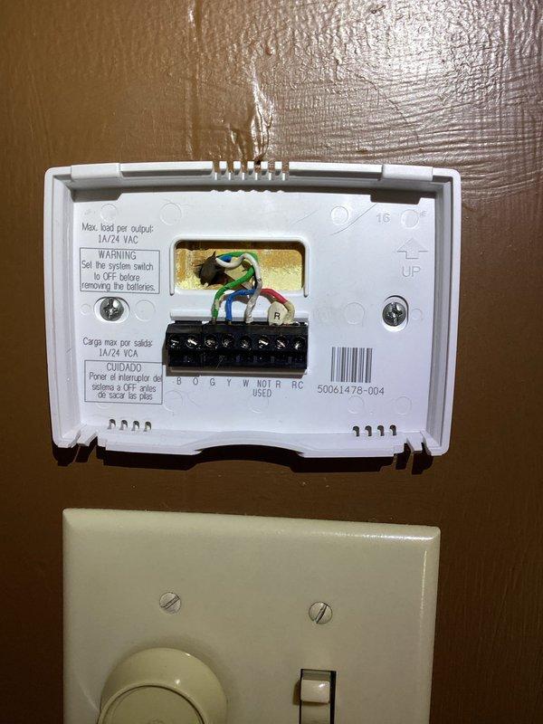 Responded to service call regarding furnace failing to maintain temperature. Diagnosed and cleared clogged condensate bypass in furnace, restoring proper operation. Inspected thermostat connections and replaced air filter with new Basic 7500 Allergen 16x20x1 filter.