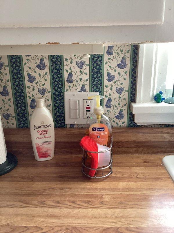 Conducted FRM electrical inspection of the residence. GFCI protection was verified throughout the home with one deficiency noted at the washer outlet which requires GFCI installation. Completed comprehensive inspection and provided customer with detailed estimate for necessary electrical upgrades.