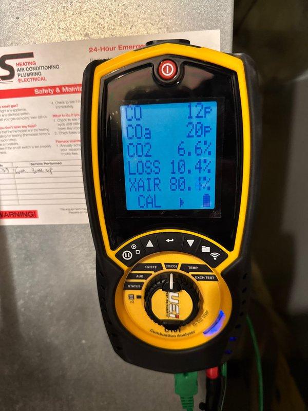 Performed scheduled prepaid furnace tune-up maintenance service. Conducted combustion analysis with readings of 6.6% CO2, 10.4% loss, and 80.1% air quality at temperatures of 12P/20F. Inspected equipment (model D346435G003) and verified all components functioning properly.