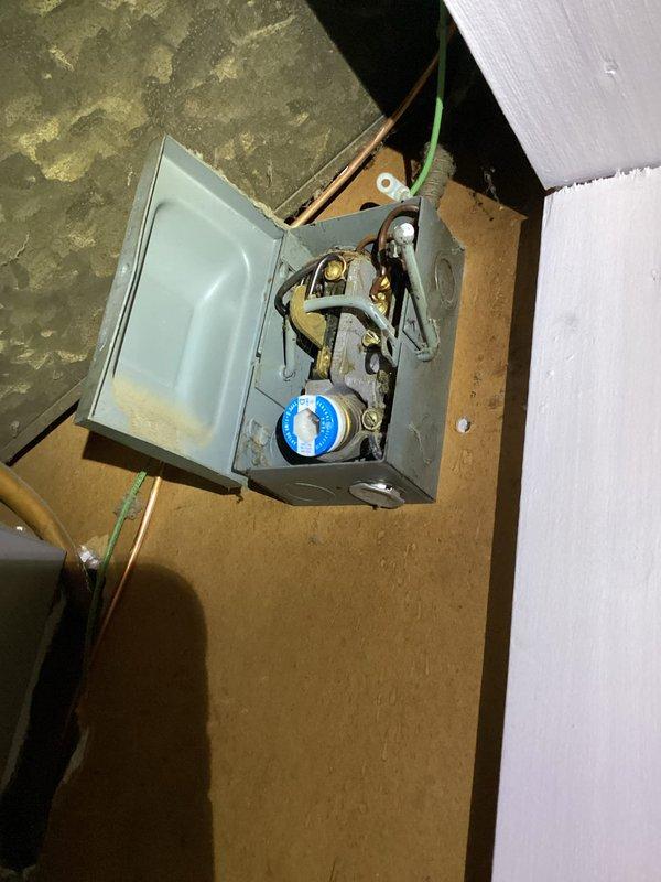 Responded to no heat call and diagnosed complete power loss to furnace system. Inspection revealed electrical supply issue preventing unit operation. Provided temporary space heaters to maintain comfort while coordinating expedited electrical service appointment to restore power to HVAC system.