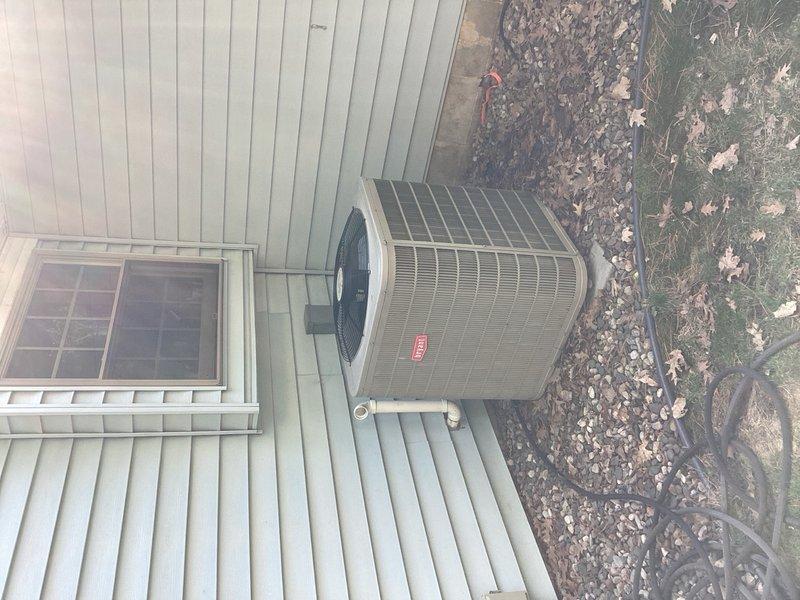 Completed preventive maintenance agreement service on Bryant air conditioning system. Performed comprehensive AC PMA inspection including examination of outdoor condenser unit, verification of proper operation, and assessment of equipment condition. Unit found in normal operating condition with standard weathering consistent with outdoor installation.