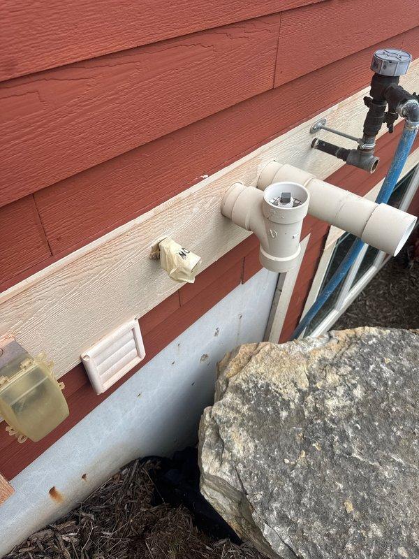 Responded to service call for leaking hose bib on exterior of building. Upon arrival, identified freeze break damage to outdoor faucet. Replaced damaged hose bib with new brass fixture and verified proper operation with no leaks detected upon completion.