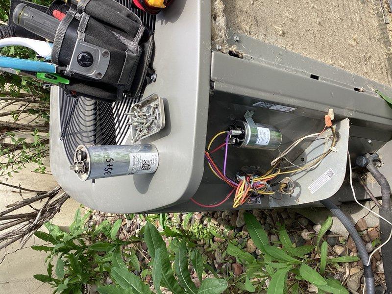 Performed comprehensive preventive maintenance on residential air conditioning system. Unit was found in good operational condition but with heavy dirt accumulation on outdoor condenser coil. Thoroughly cleaned condenser coil to restore proper heat transfer efficiency, inspected electrical components including capacitor, and completed full system tune-up per maintenance protocol.