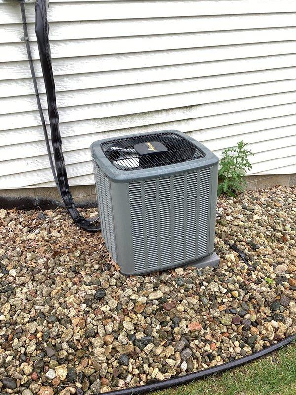 Completed comprehensive AC tune-up maintenance on outdoor condensing unit. Performed standard preventative maintenance procedures including system inspection, cleaning, and operational testing. Unit found in good working condition with no immediate repairs required at time of service.