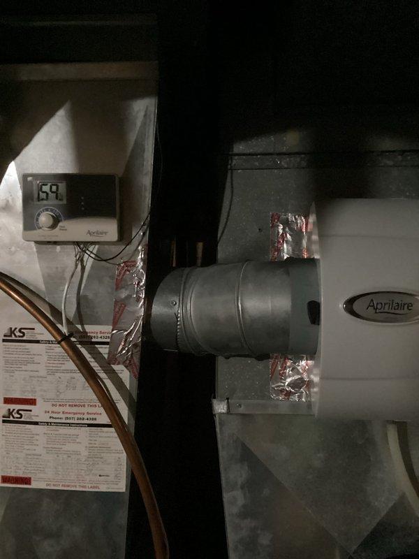 Performed comprehensive one-time air conditioning tune-up on ComfortMaker condenser unit and associated indoor HVAC system components. Completed standard maintenance procedures including inspection of outdoor unit, refrigerant lines, electrical connections, and indoor air handler with Aprilaire humidification system. All equipment found operating within normal parameters with no deficiencies noted.