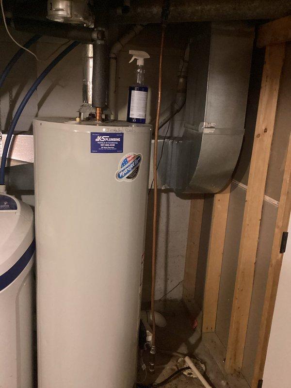 Responded to emergency service callback for persistent gas odor following previous repair attempts. Upon arrival, located source of leak at water heater gas supply connection. Inspected flare nut fitting on copper gas line and found connection had loosened. Tightened flare nut to proper torque specification and performed leak detection test to verify repair. No gas odor detected after correction, system returned to safe operating condition.