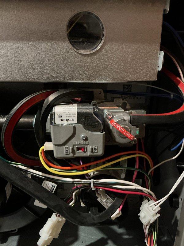 Performed scheduled heating tune-up on residential furnace unit (Model SLP90HO70XV36B-02). Completed comprehensive system inspection including gas valve operation, electrical connections, and blower assembly access panel verification. All components found operating within normal parameters; no deficiencies identified during service visit.