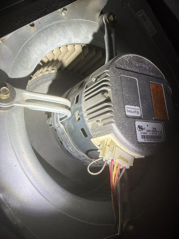 Completed preventive maintenance inspection on Rheem air conditioning system and R96VA0702317MSA gas furnace installed in 2018. Performed comprehensive system evaluation including blower motor and squirrel cage assembly inspection, verified electrical connections and wiring integrity, checked ductwork and ventilation components, and confirmed all mechanical components operating within normal parameters. All equipment found to be functioning properly with no deficiencies noted at time of service.