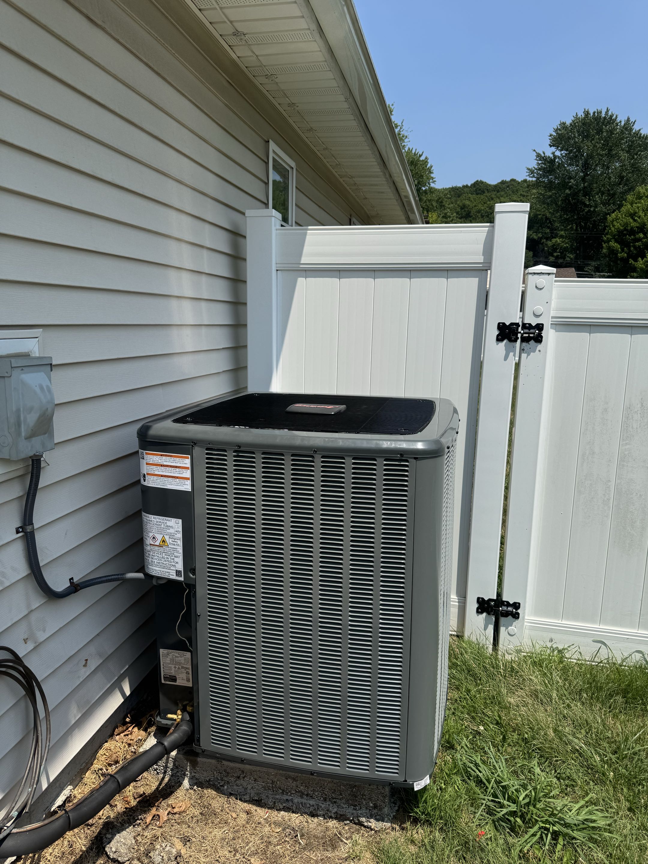 Stanhope, NJ - Air conditioning replacement and installation of a high efficiency Amana air handler and condenser.  Install new Sheetmetal ductwork and line set.  Install and replaced a new condensate drain with safety overflow.  Balance new supply with dampers and thermostat.